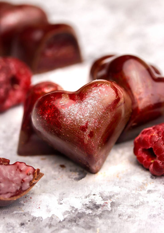 Bonbons chocolat à la framboise en forme de coeur